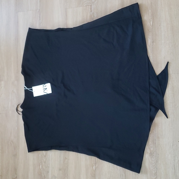 Womens Black V Neck Tee With Cut off Sleeves And Tie At The Waist. By ZARA. - Picture 8 of 8